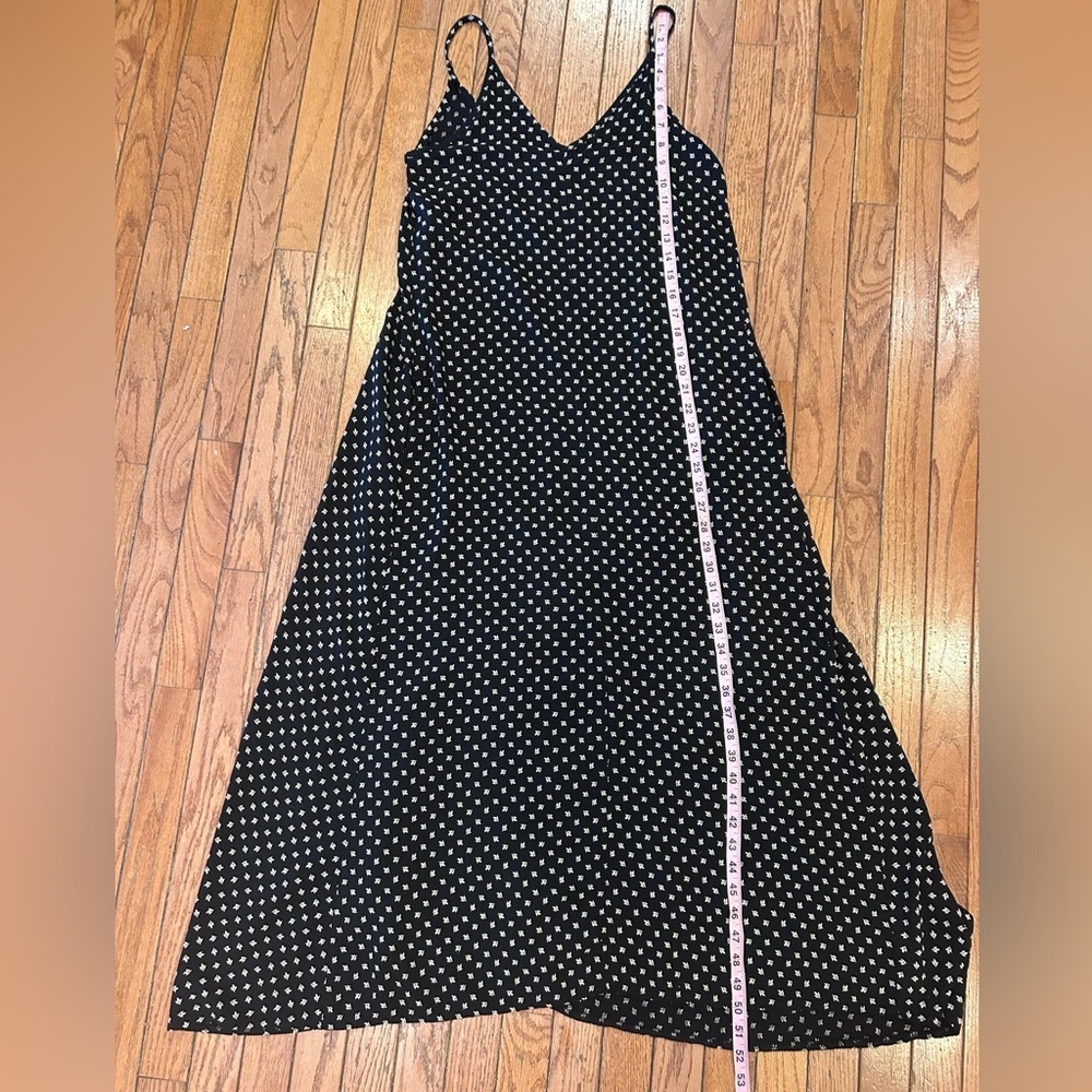 Elegant Black Polka v-neck Dot Maxi Dress - Picture 7 of 8